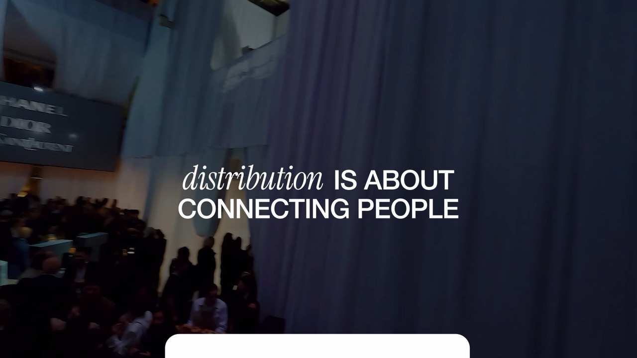 Tipografía: Distribution is about connecting people